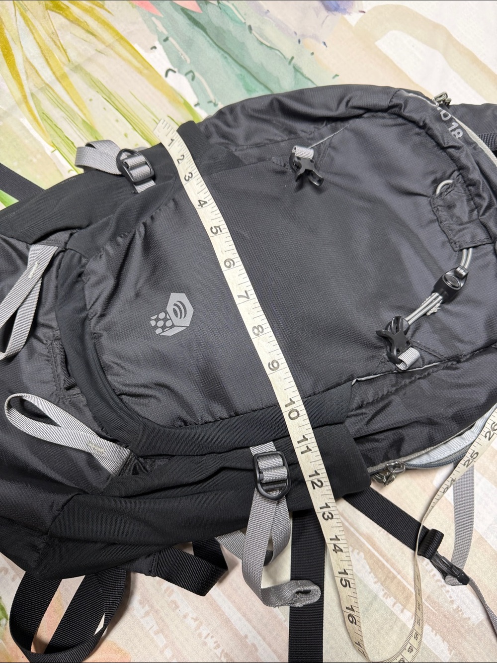 Mountain Hardwear Fluid 18 black backpack - Picture 8 of 8